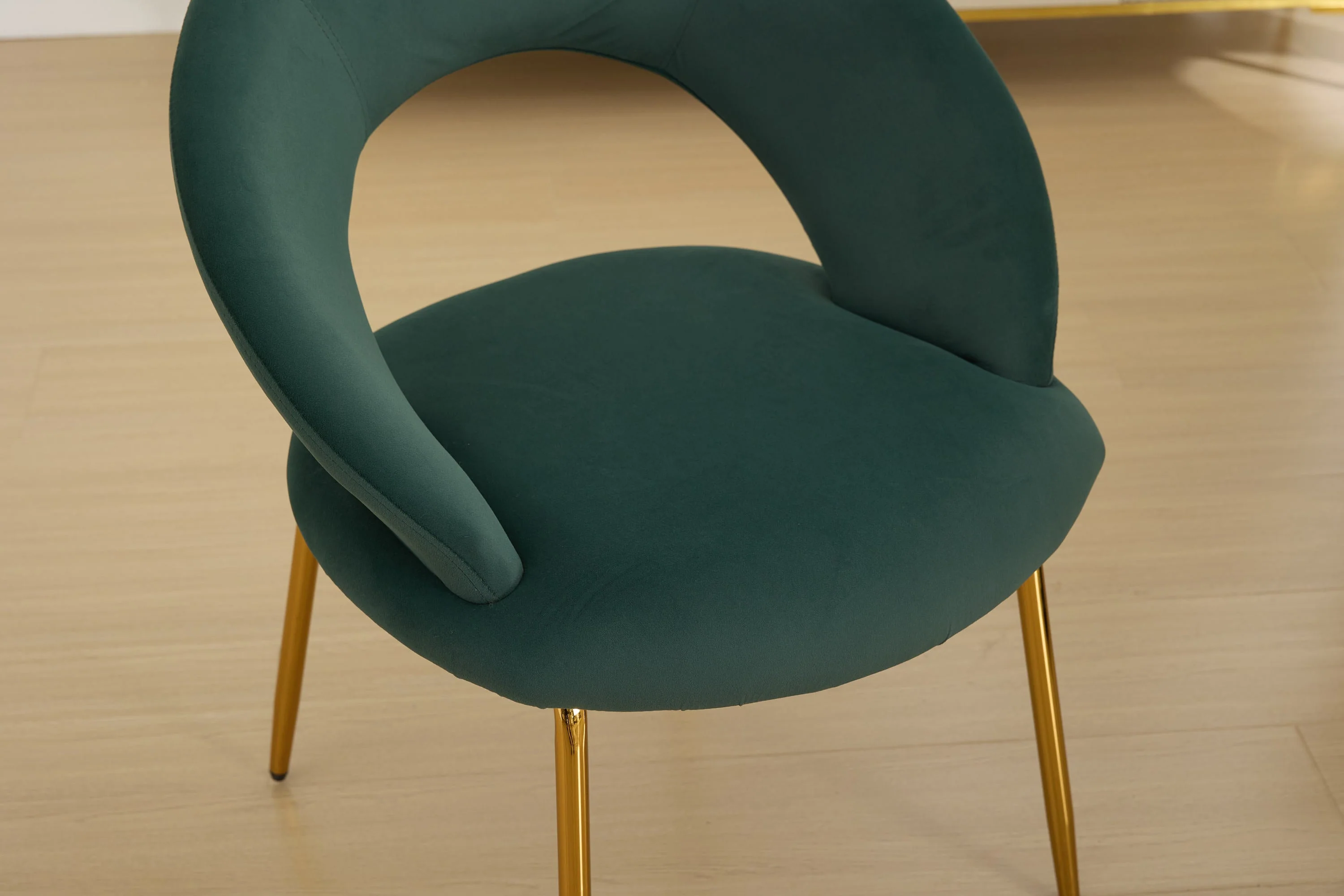 Velvet Fabric Dining Chair with Curved Backrest and Golden Metal Legs - Image 9