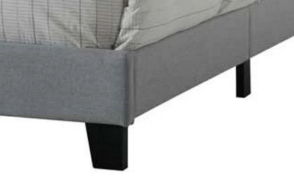 Venacha - Queen Bed - Gray - Image 2