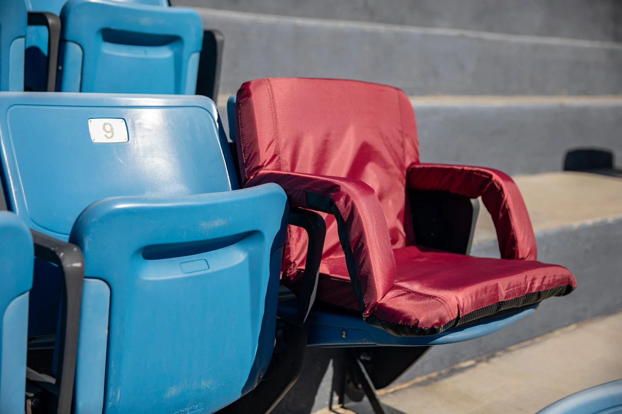 Ventura Portable Reclining Stadium Seat - Image 76