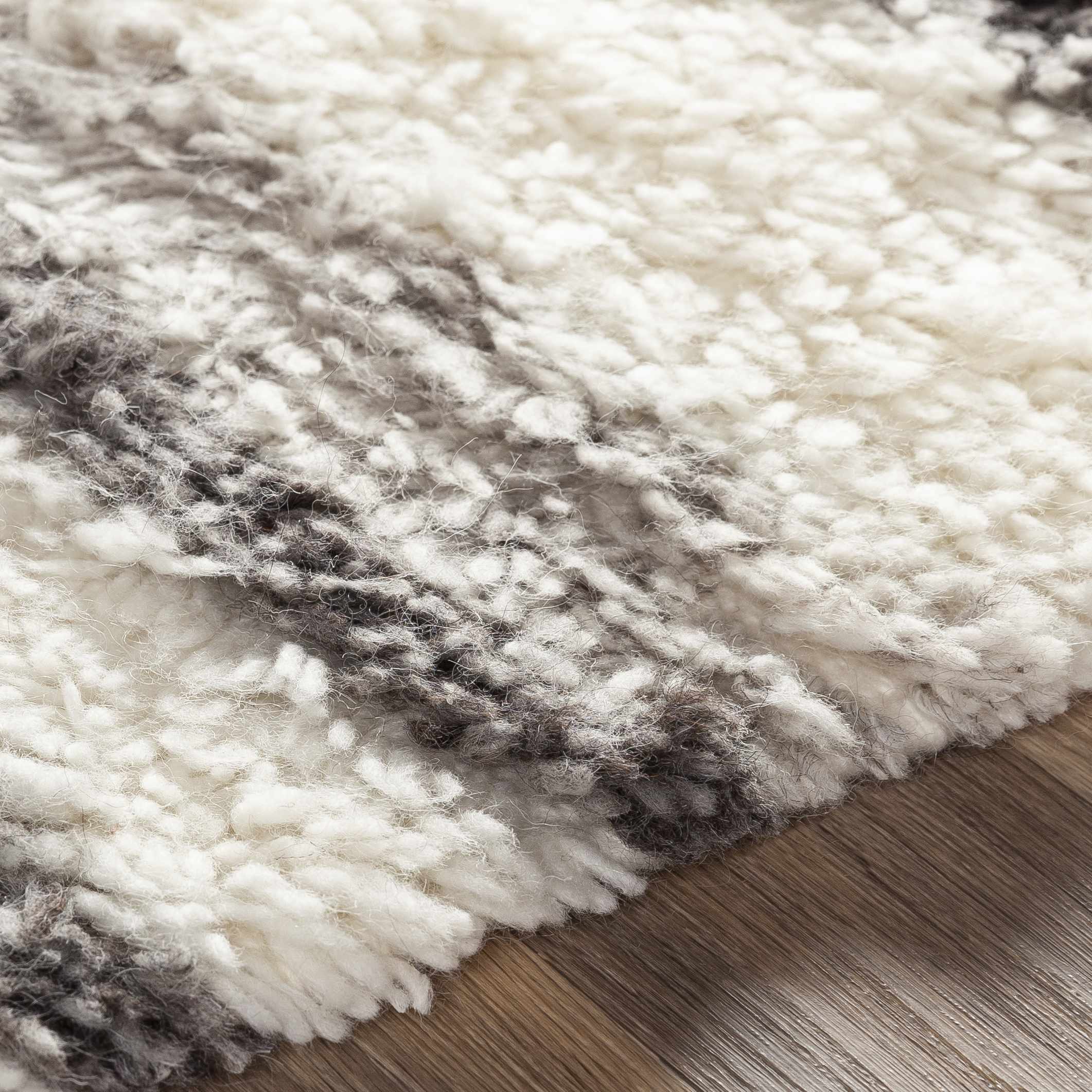 Vida Area Rug - Clearance - Image 6