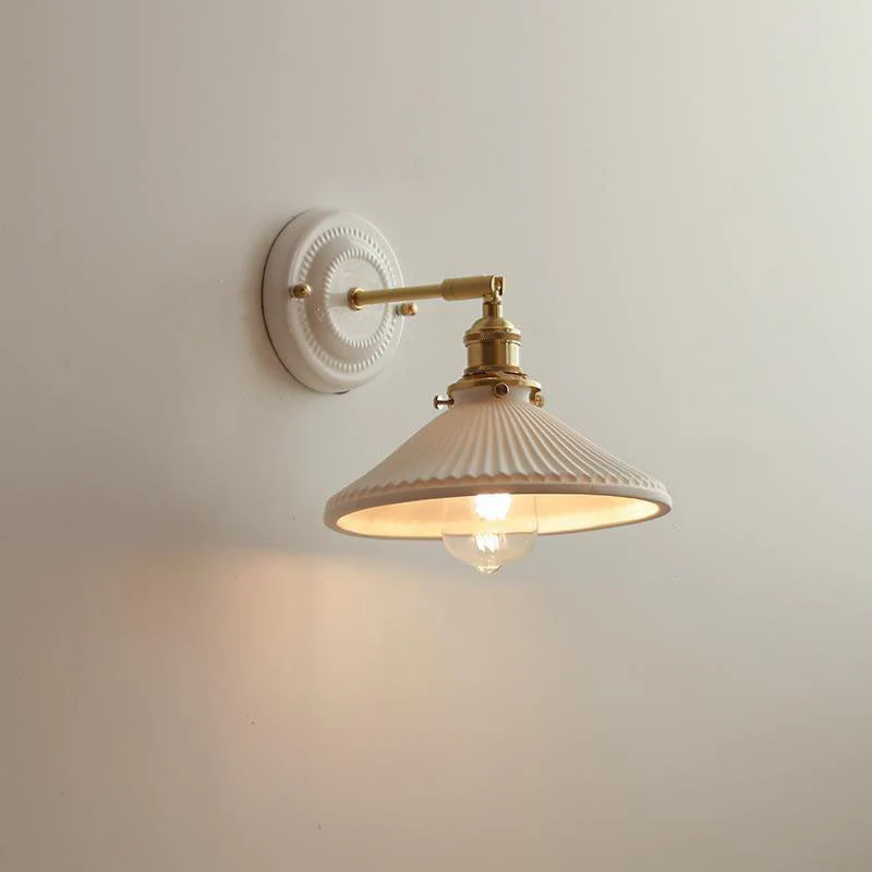 Vintage Japanese Ceramic Brass Wall Light E27 Hardwired - Image 3