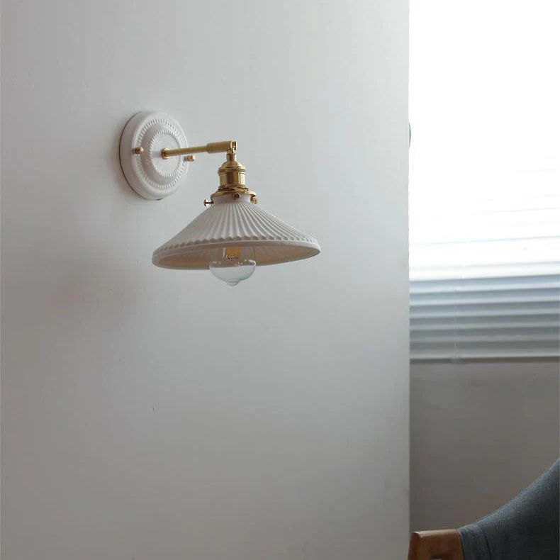 Vintage Japanese Ceramic Brass Wall Light E27 Hardwired - Image 5