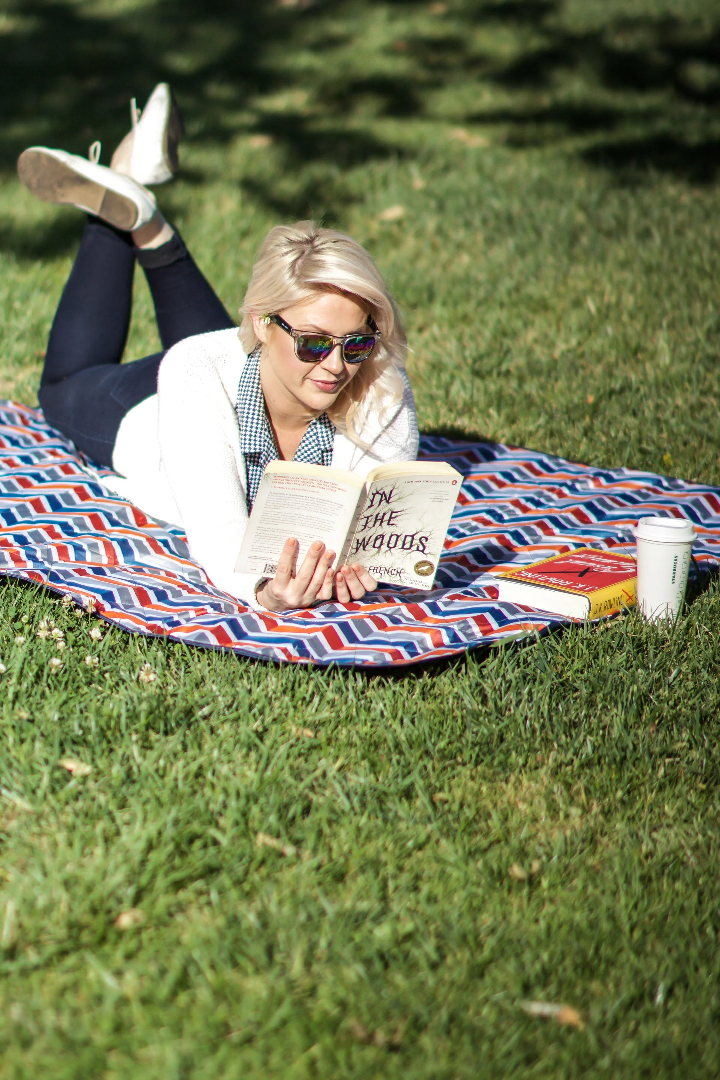 Vista Outdoor Picnic Blanket & Tote - Image 28