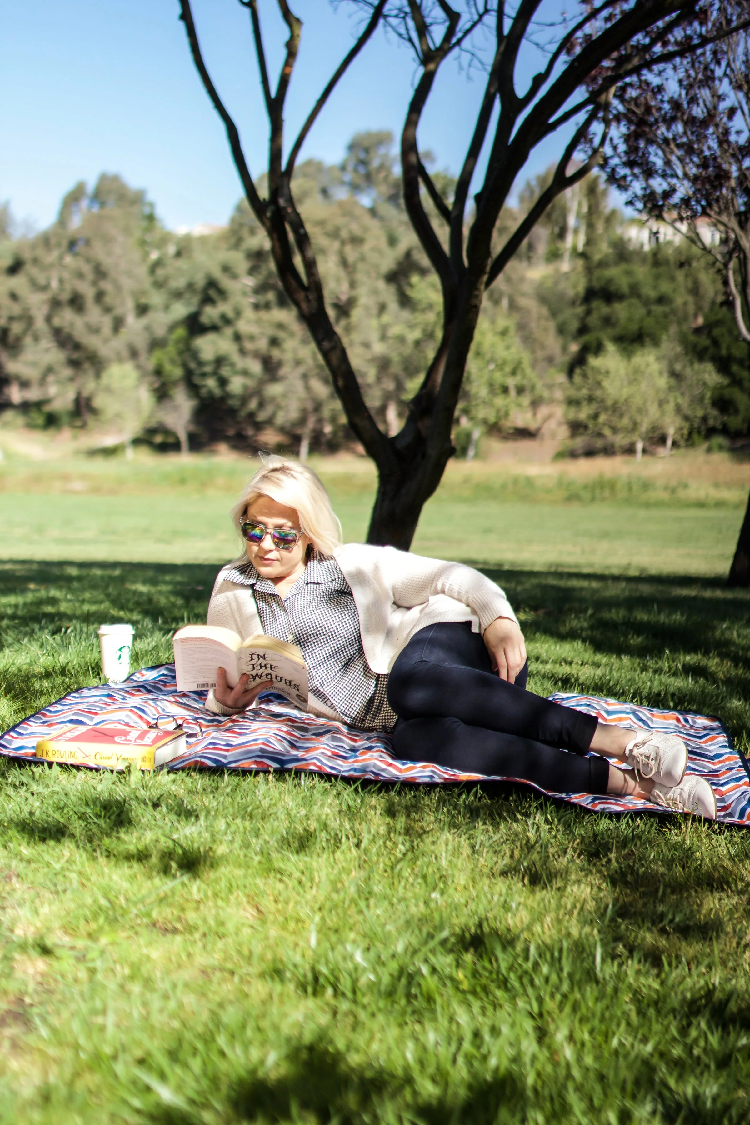 Vista Outdoor Picnic Blanket & Tote - Image 30
