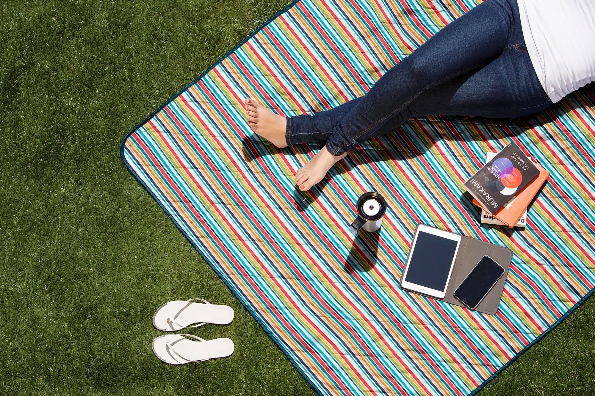 Vista Outdoor Picnic Blanket & Tote - Image 4