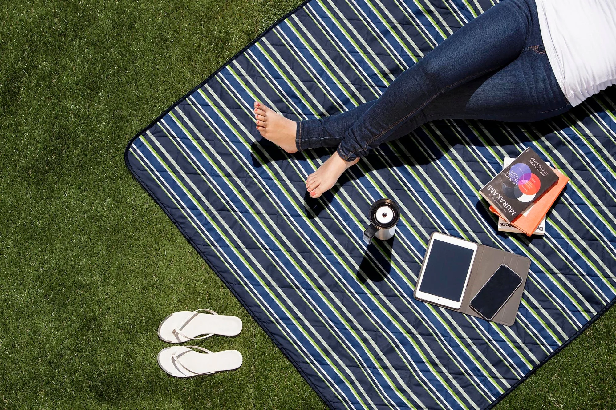 Vista Outdoor Picnic Blanket & Tote - Image 46