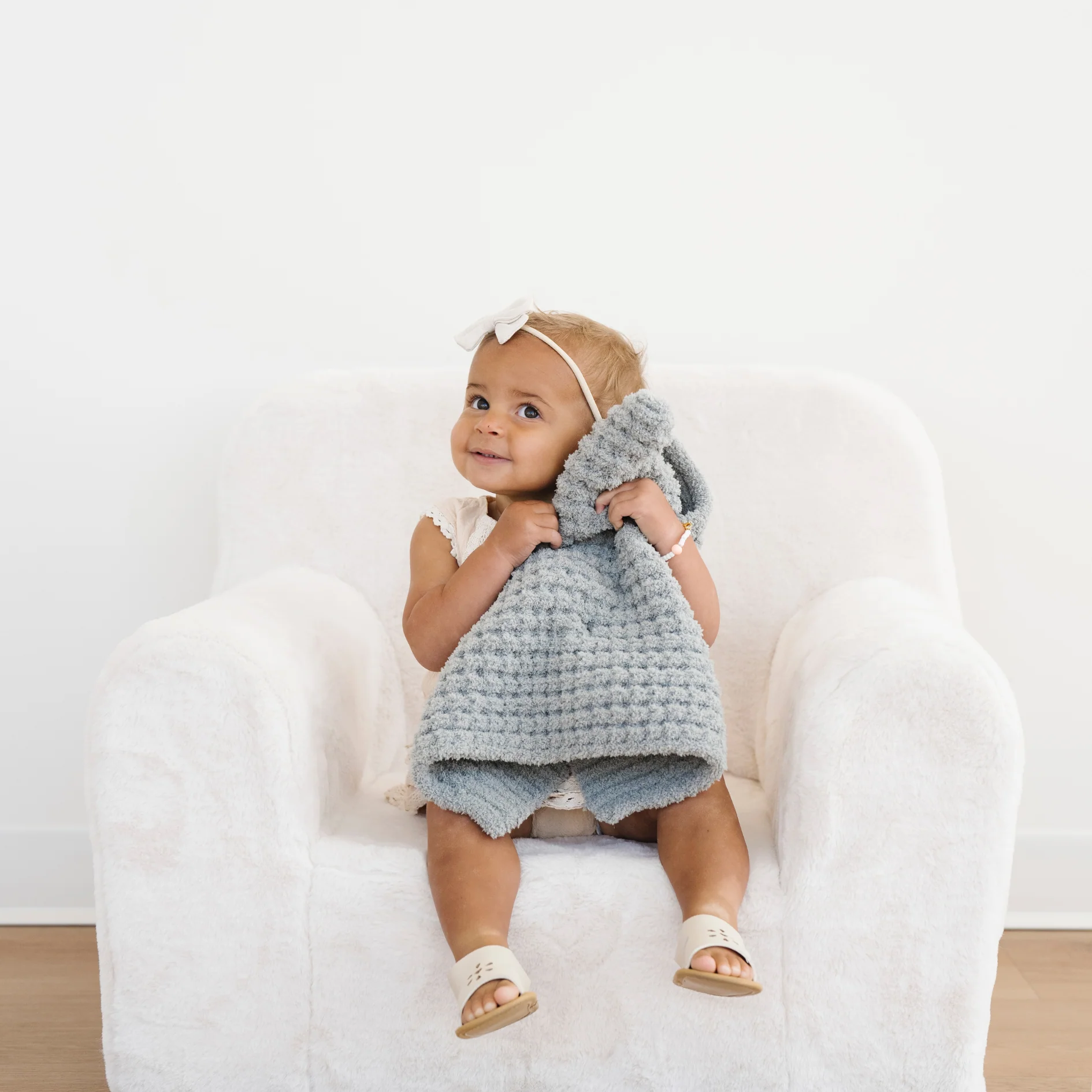 Waffle Knit Mini Blankets - Image 9