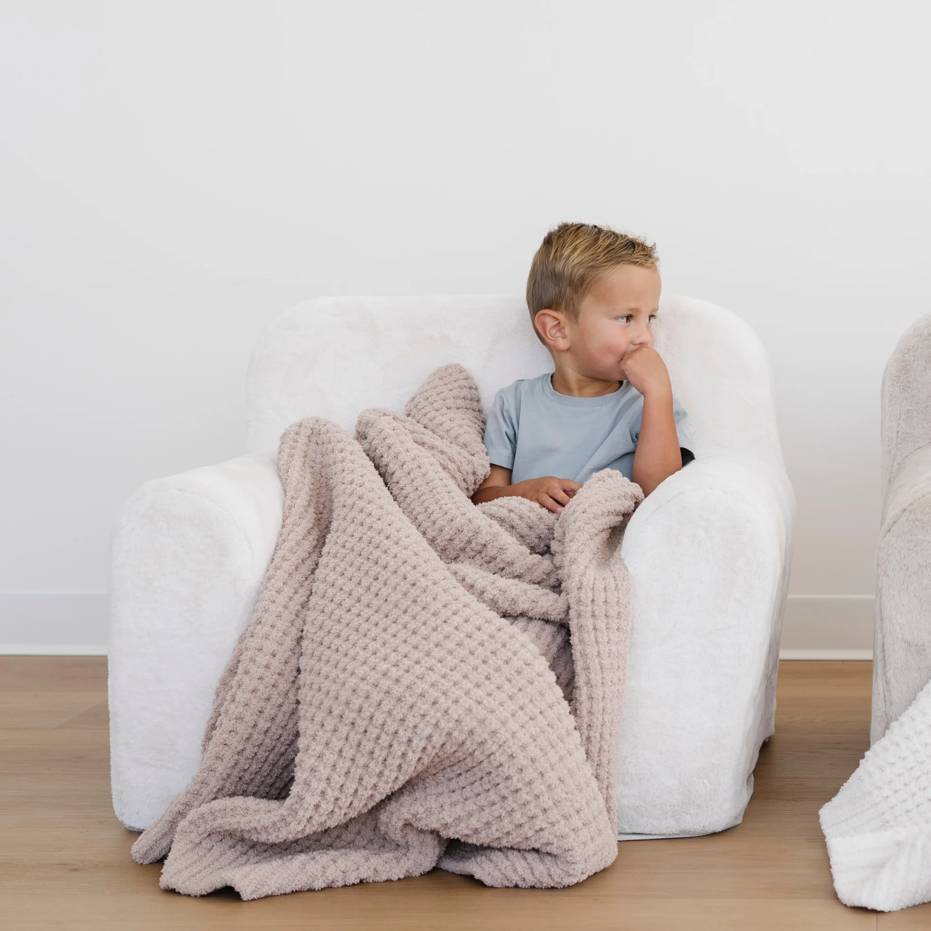 WAFFLE KNIT TODDLER BLANKETS - Image 12