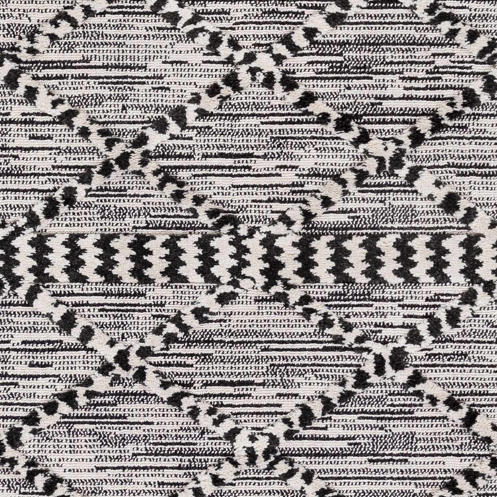 Warrandyte 5x7 Black&White High-Low Rug - Clearance - Image 7