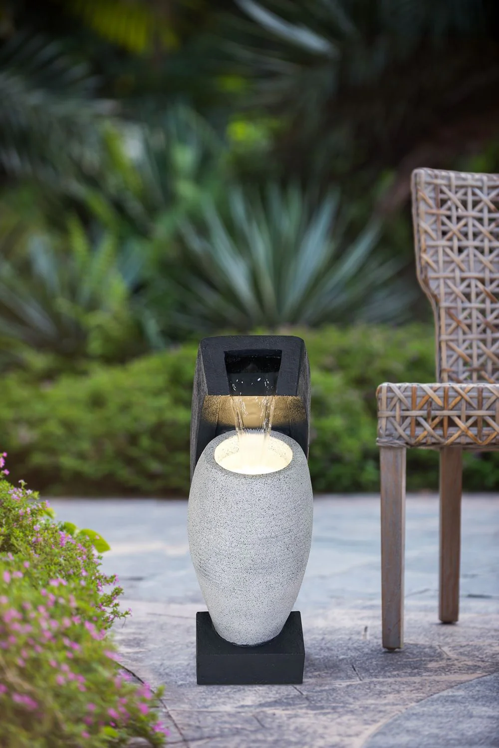 Water Fountain With Vase Design, Light And Pump - Image 3
