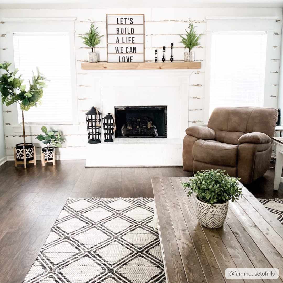 Wausa Area Rug - Clearance - Image 3