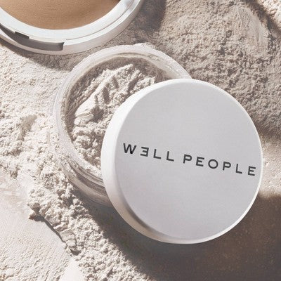 WELL PEOPLE Loose Superpowder Brightening Powder Pearl 0.21oz - Imperfect Box - Image 6