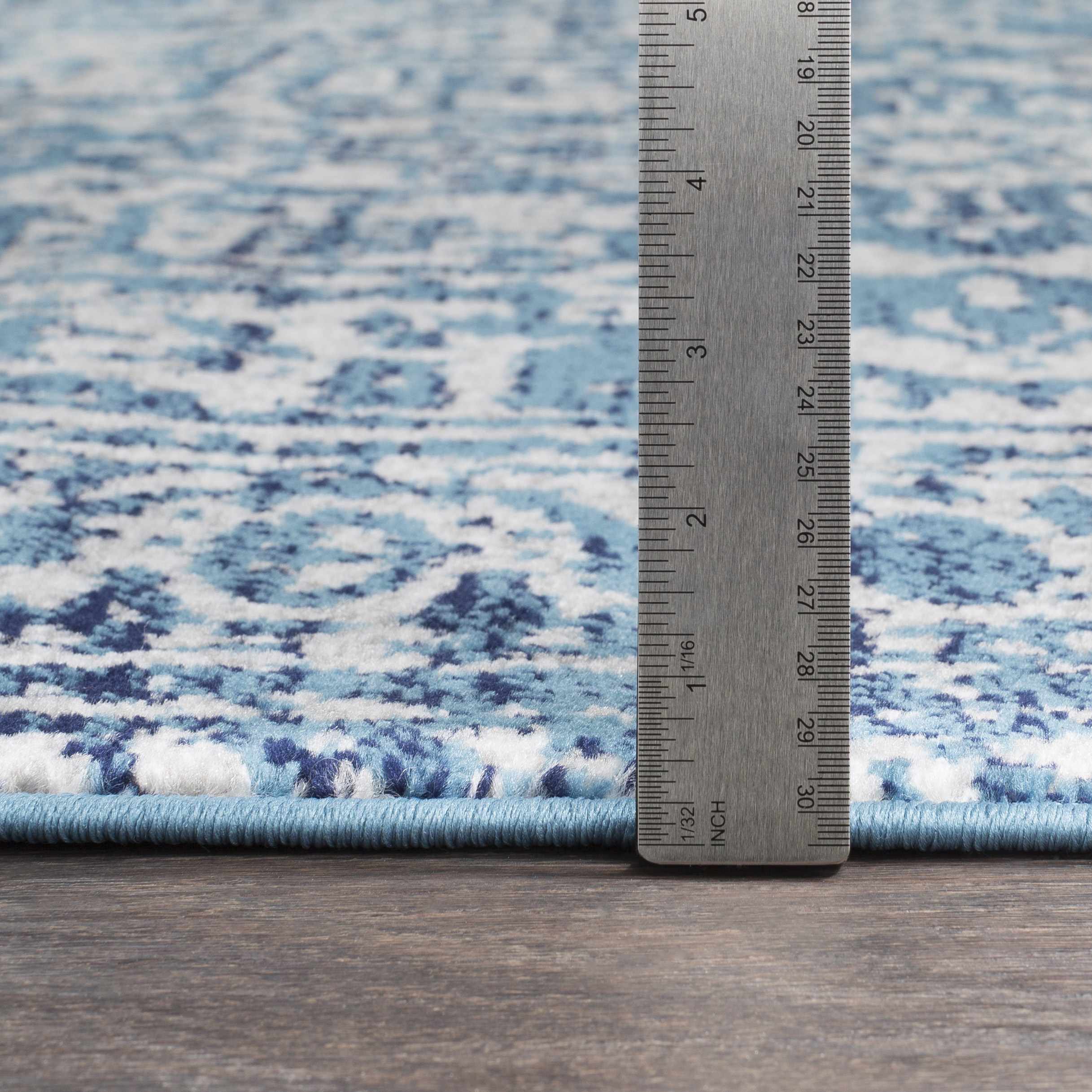 Wellsblue Traditional Rug - Promo - Image 9