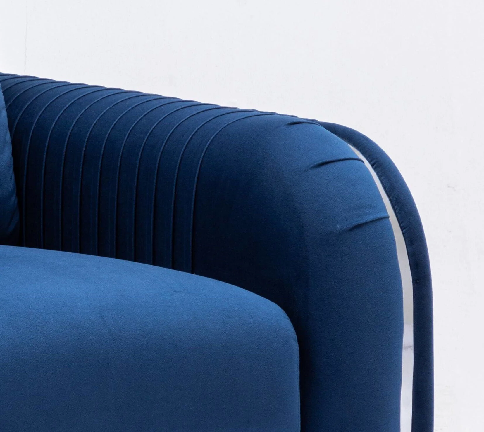 Wenona - Modern Elegance Sofa - Image 4