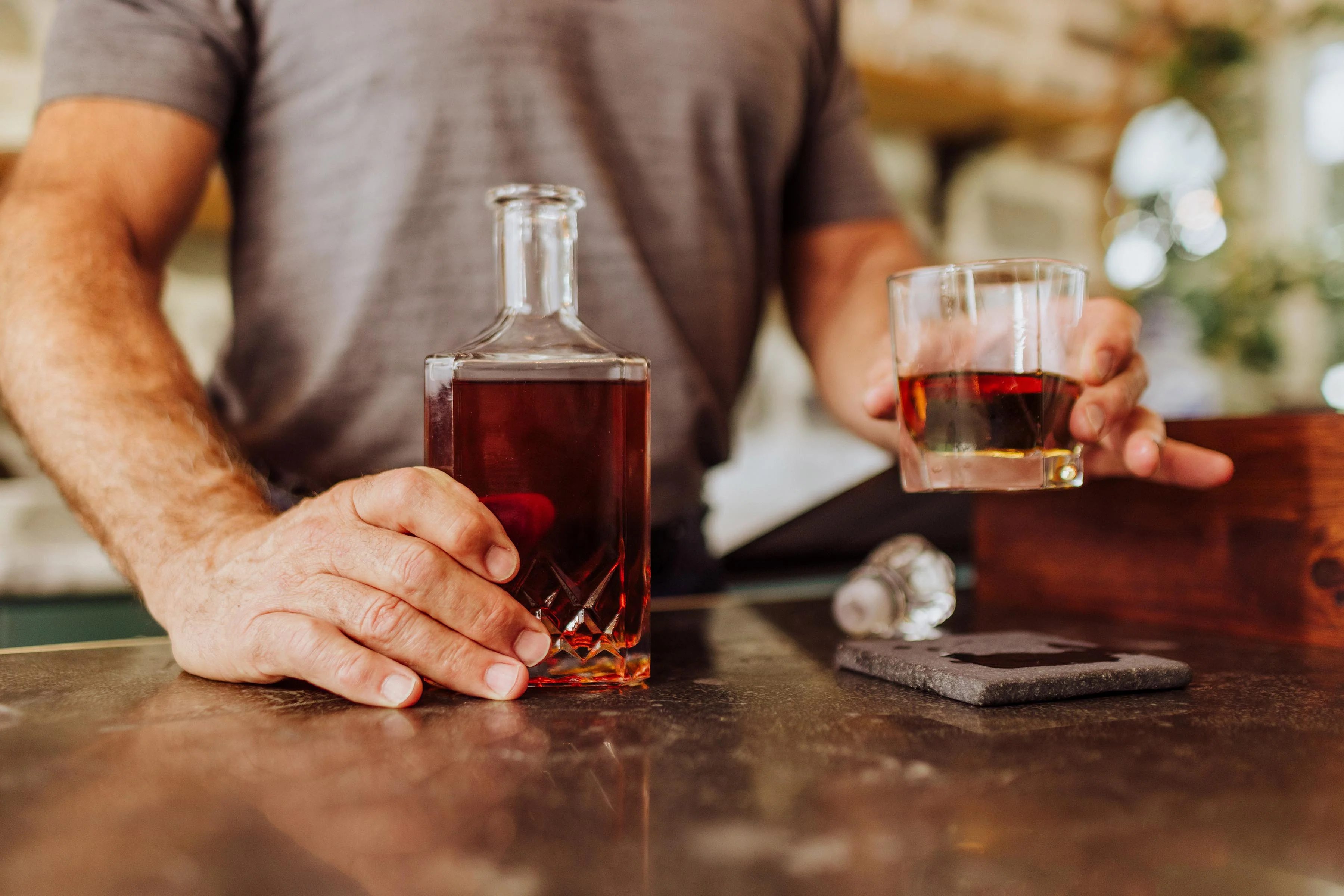 Whiskey Box Gift Set with Decanter - Image 15