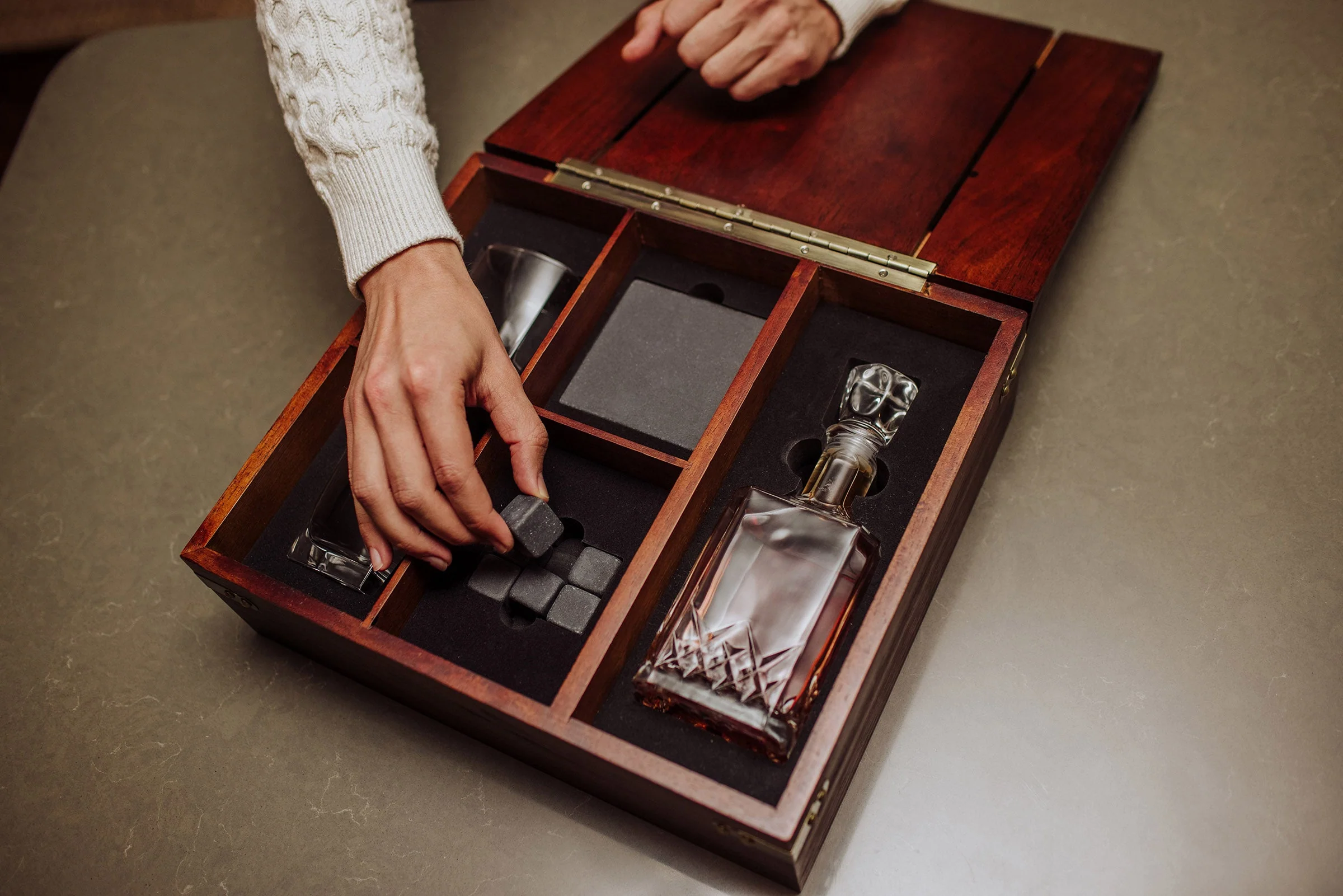 Whiskey Box Gift Set with Decanter - Image 17