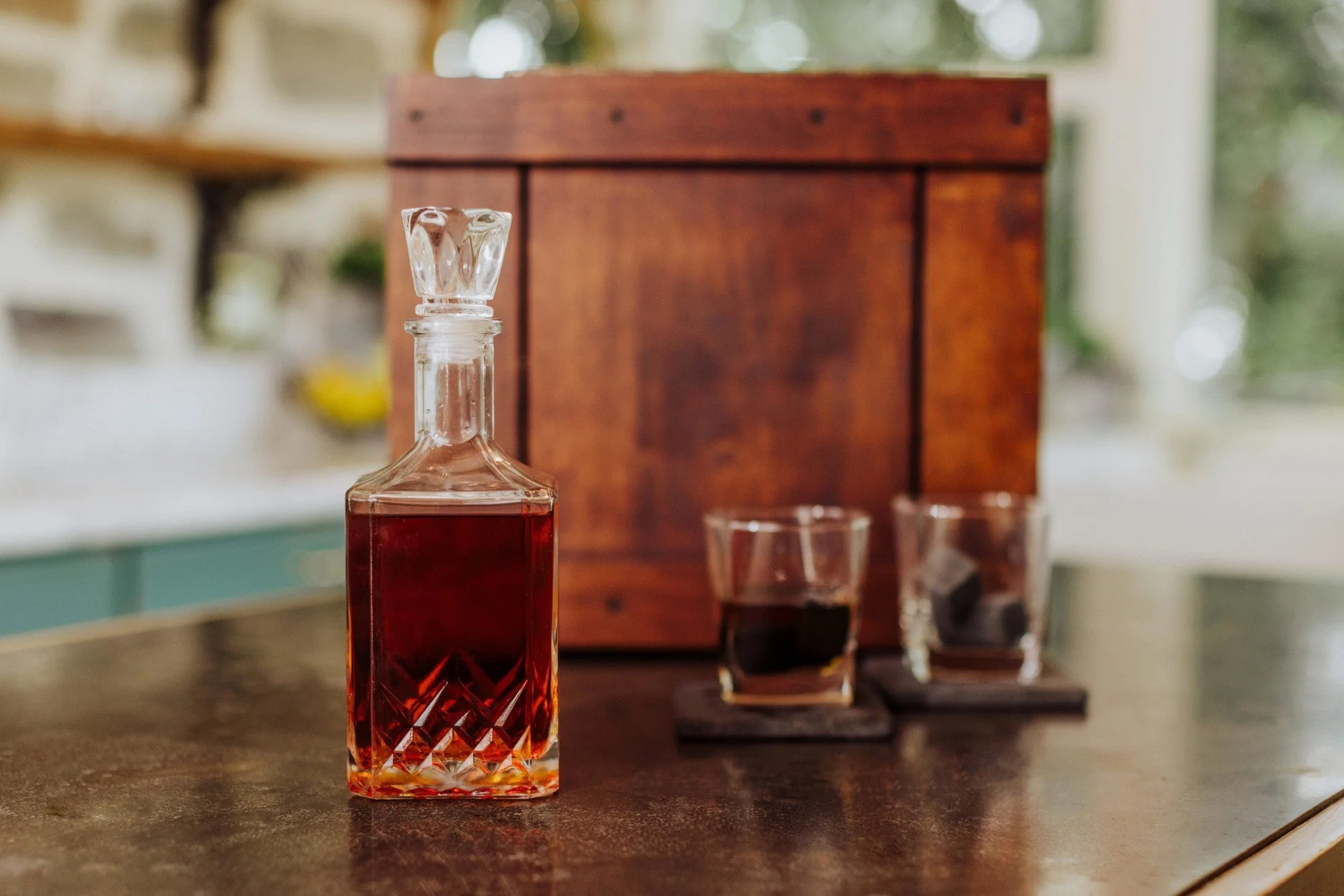 Whiskey Box Gift Set with Decanter - Image 9