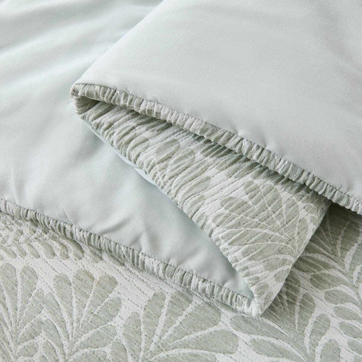 Willow Garden Restorative Gauze Jacquard Comforter Set - Image 16