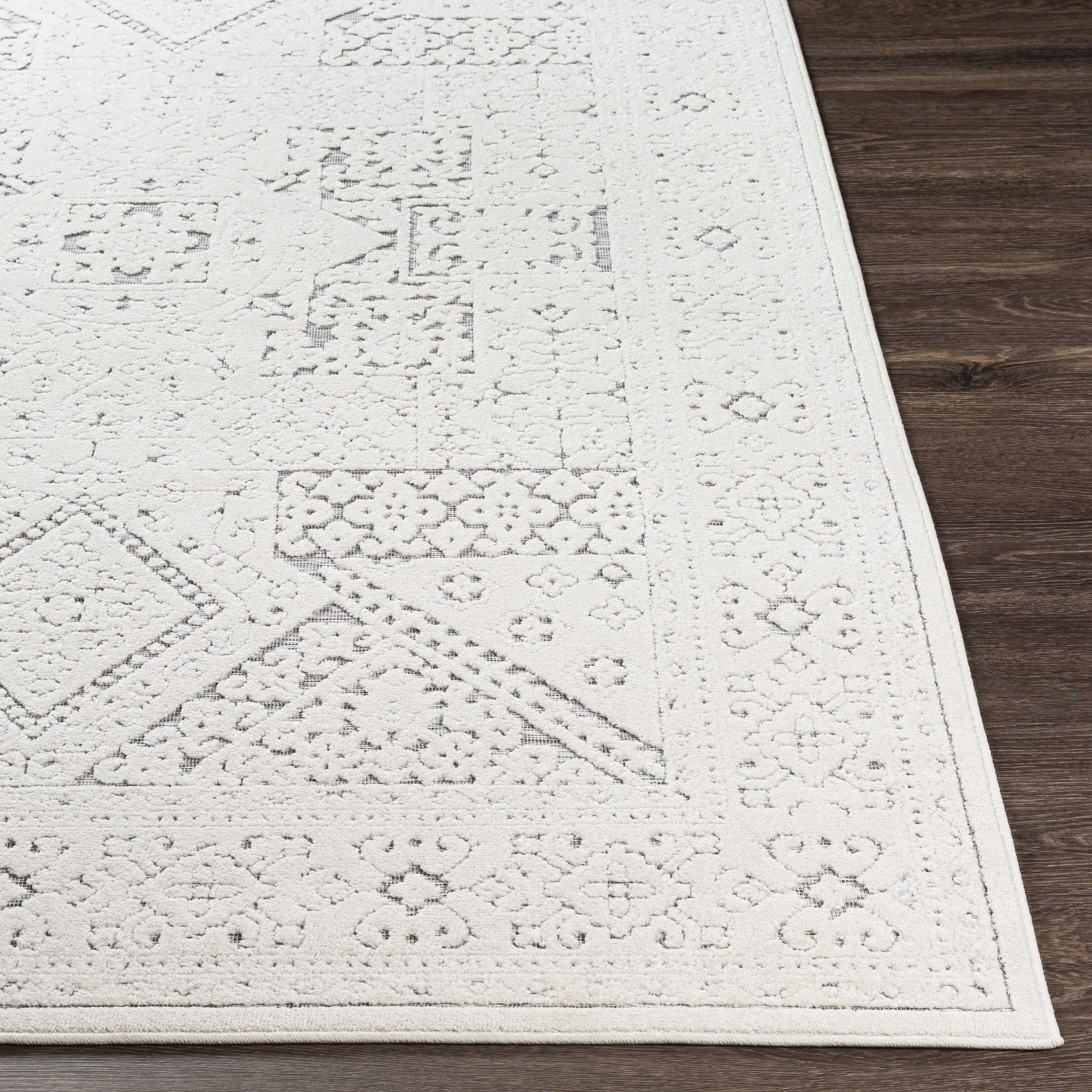 Wiluna 3D Outdoor Area Rug - Clearance - Image 4