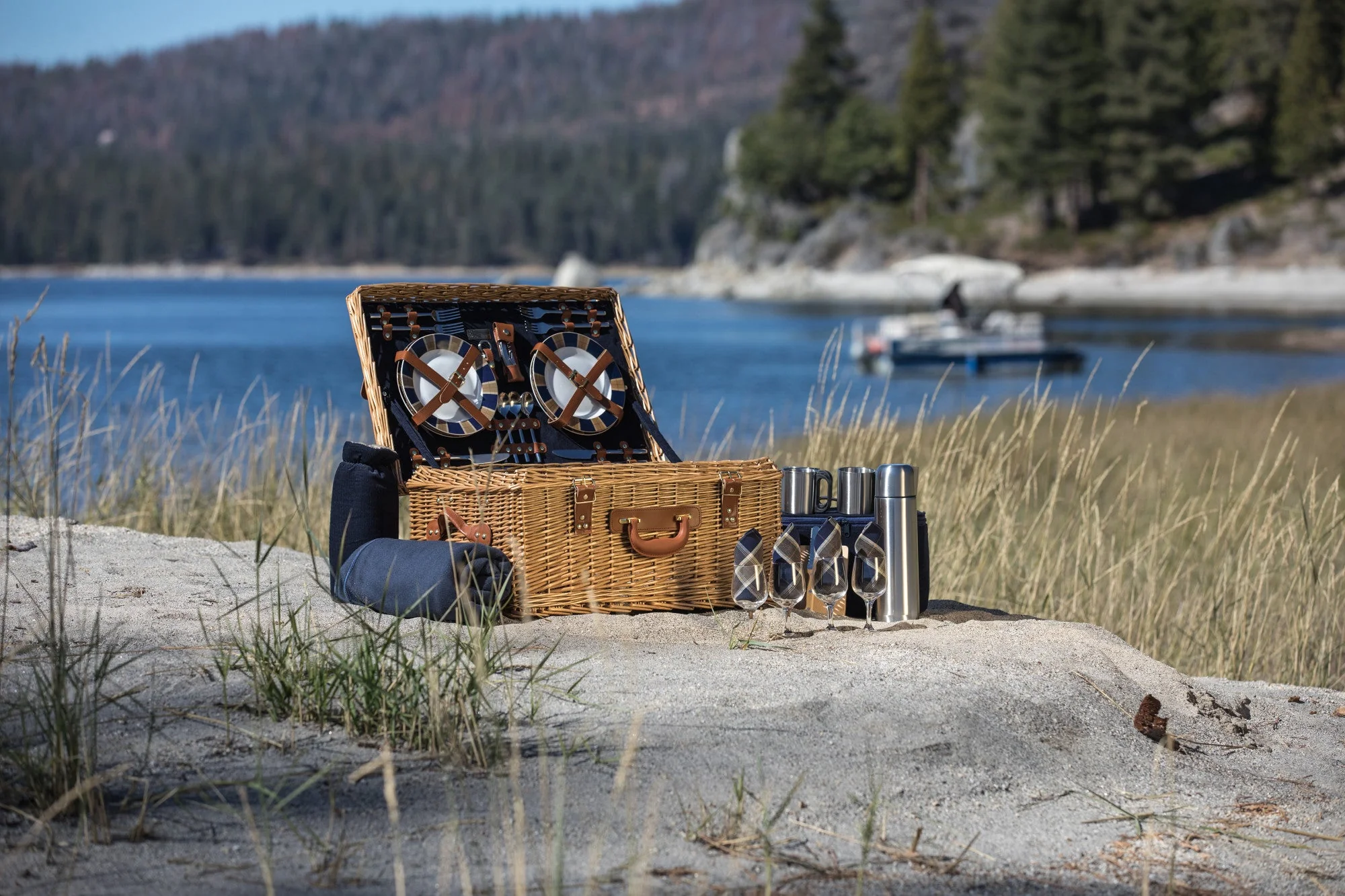 Windsor Picnic Basket - Image 8