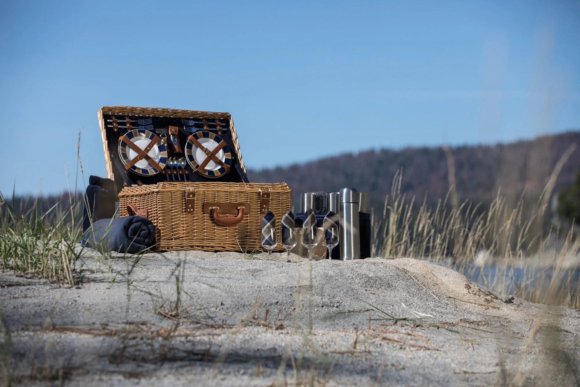 Windsor Picnic Basket - Image 9