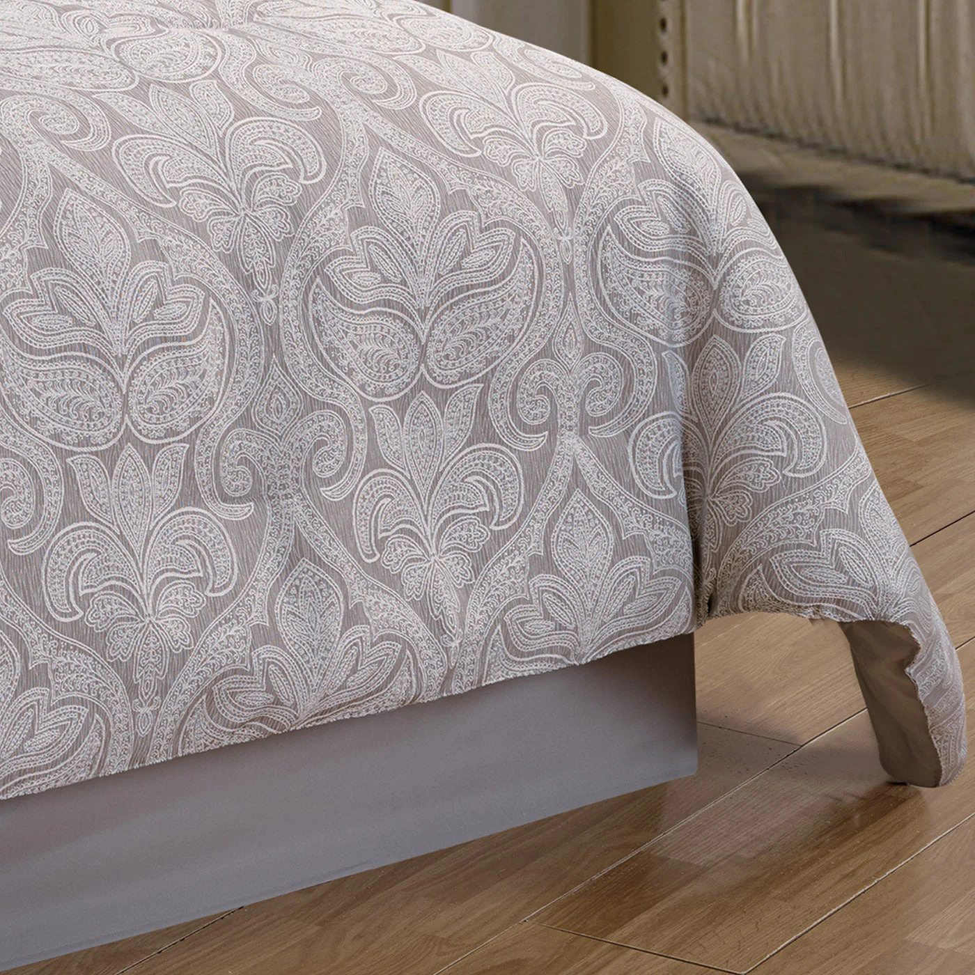 Winthrop Grey Damask Jacquard 9 Pc Comforter Set - Image 4