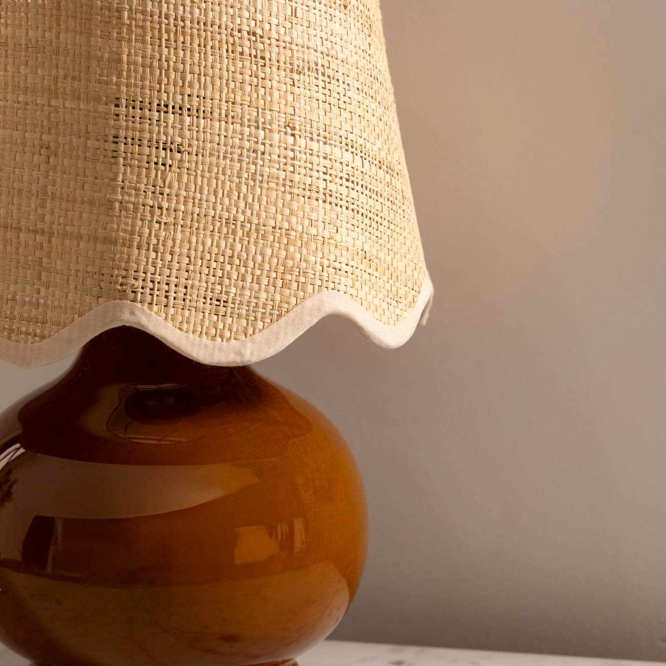 Wokila Tan Solid Ceramic Table Lamp - Image 5