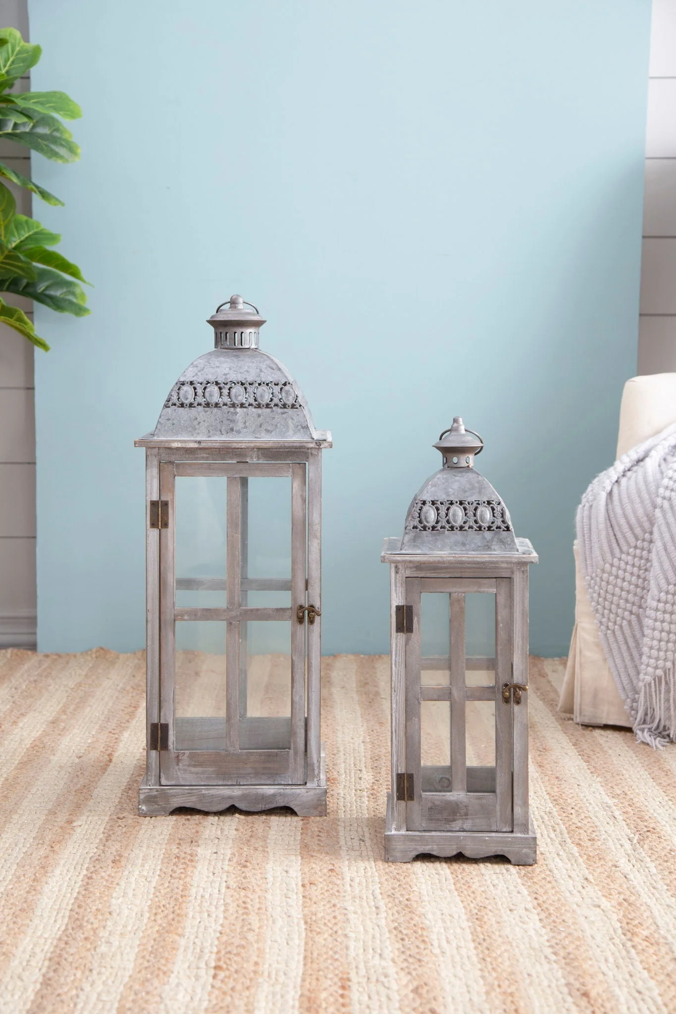 Wooden Candle Lantern Decorative Set for Indoor and Outdoor Use - Image 9