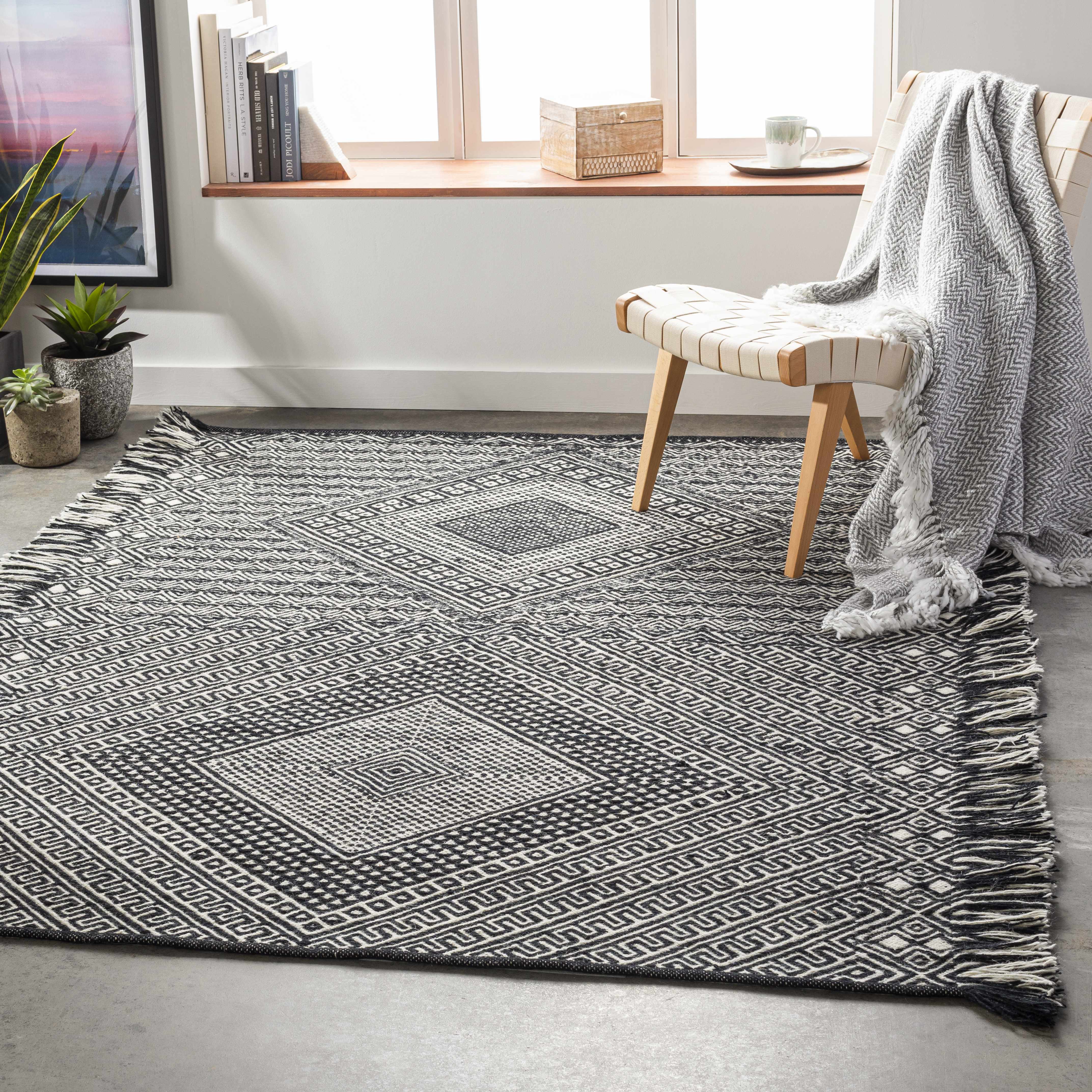 Wundowie Black&Ivory Diamond Wool Rug - Clearance - Image 2