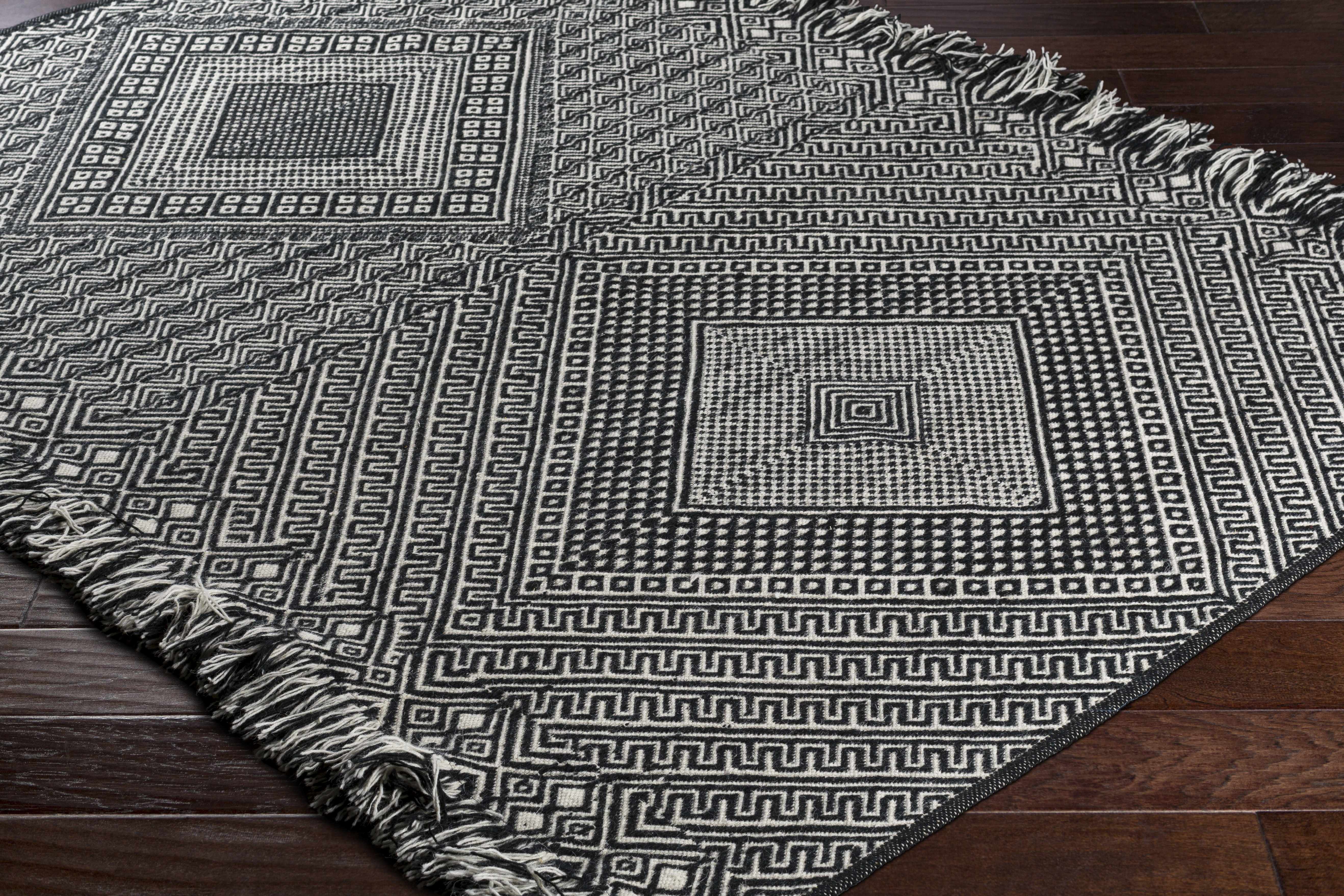 Wundowie Black&Ivory Diamond Wool Rug - Clearance - Image 3