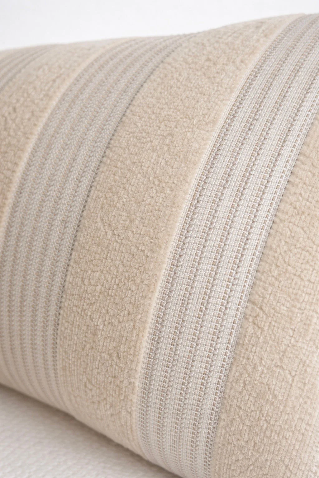 Wychmere Oversized Lumbar Pillow Cover - Image 6