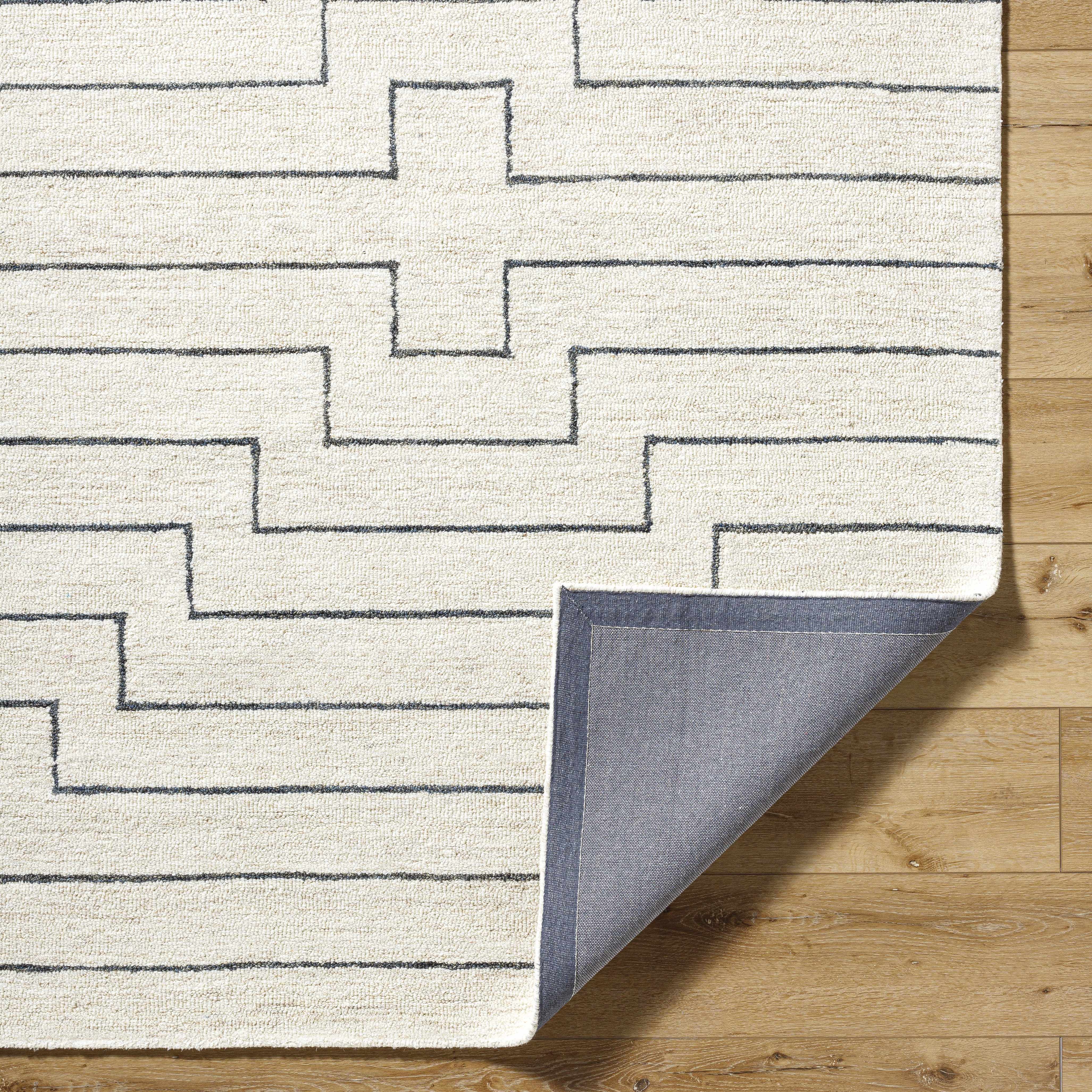 Wyome Area Rug - Image 5
