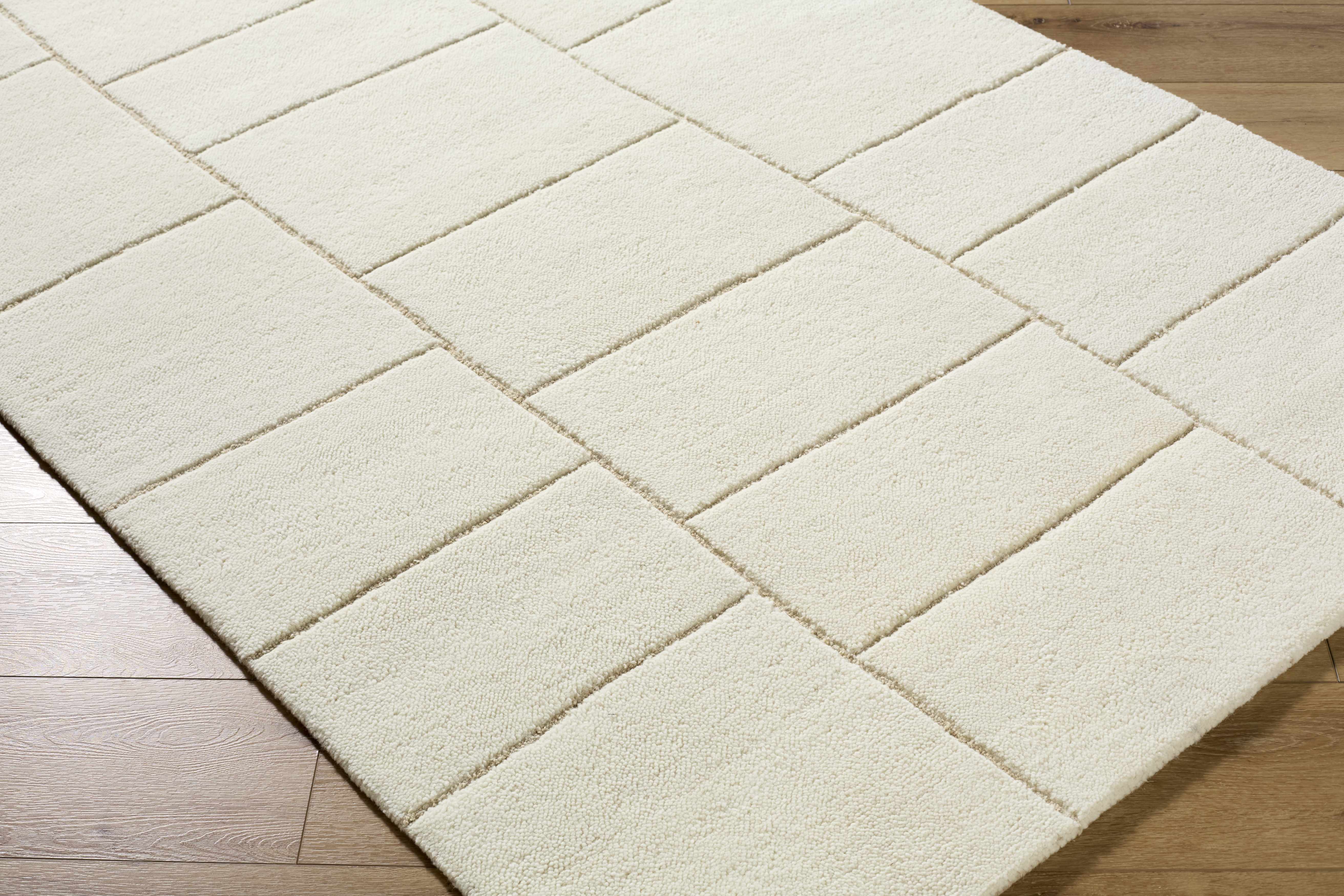 Xylia Beige Area Rug - Image 4
