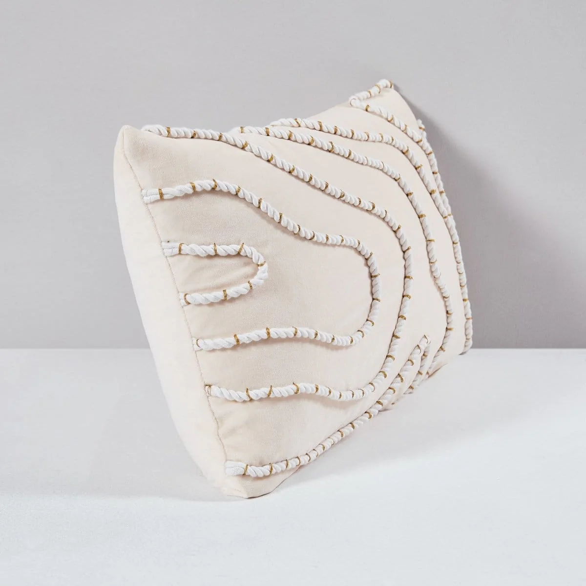Yara Decorative Pillow Cover - Image 4