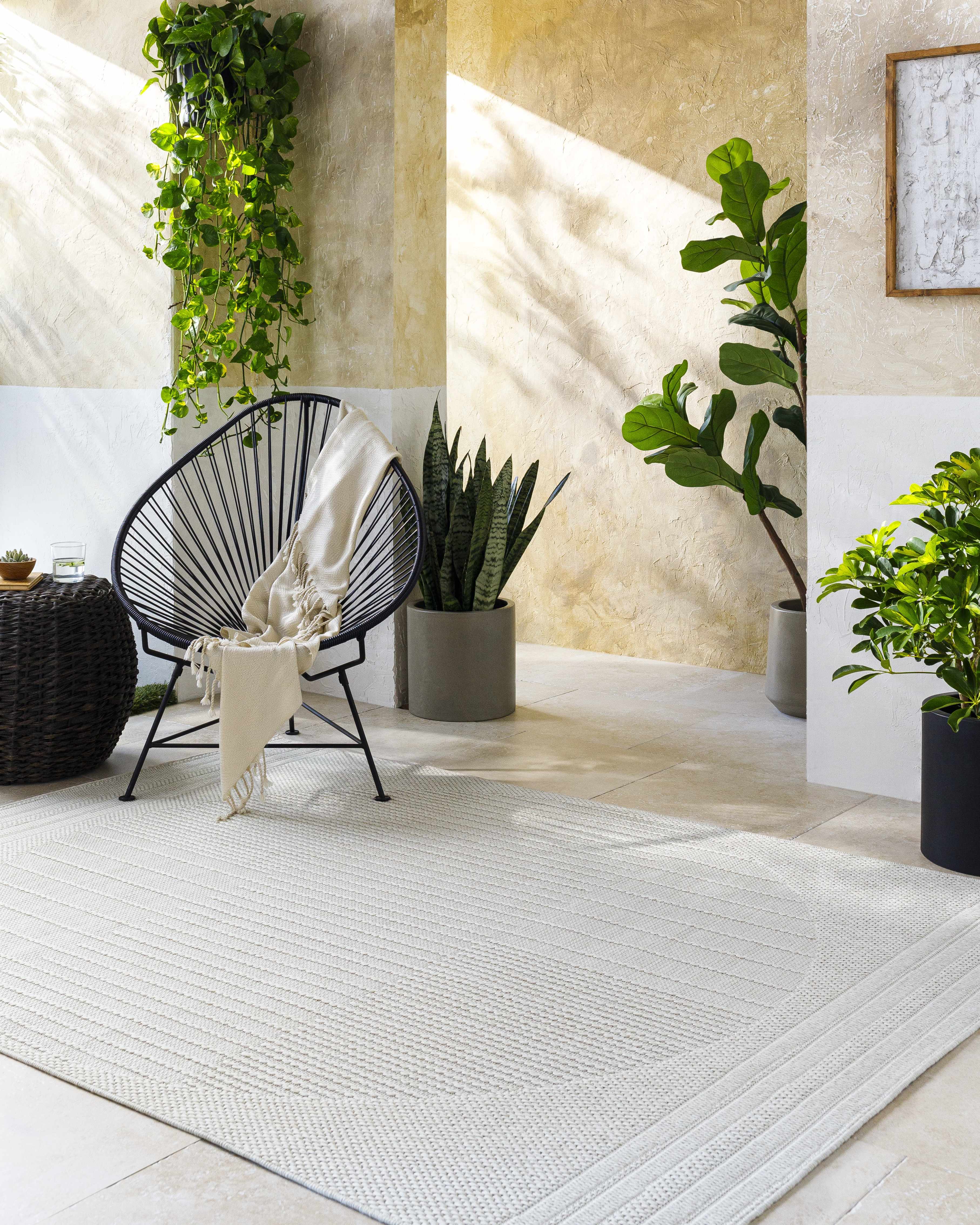 Yuley White Area Rug - Image 2