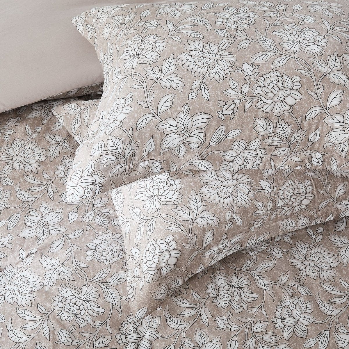 Zara Floral Block Cotton Comforter 8Pc Set - Image 7
