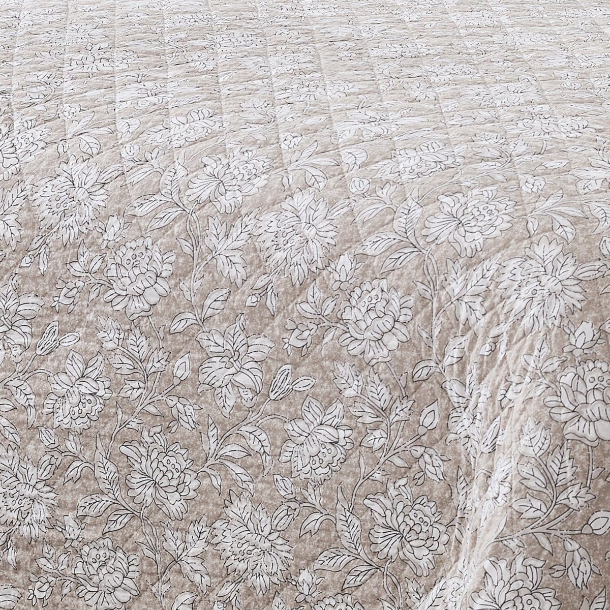 Zara Floral Block Reversible Cotton Quilt Set - Image 13