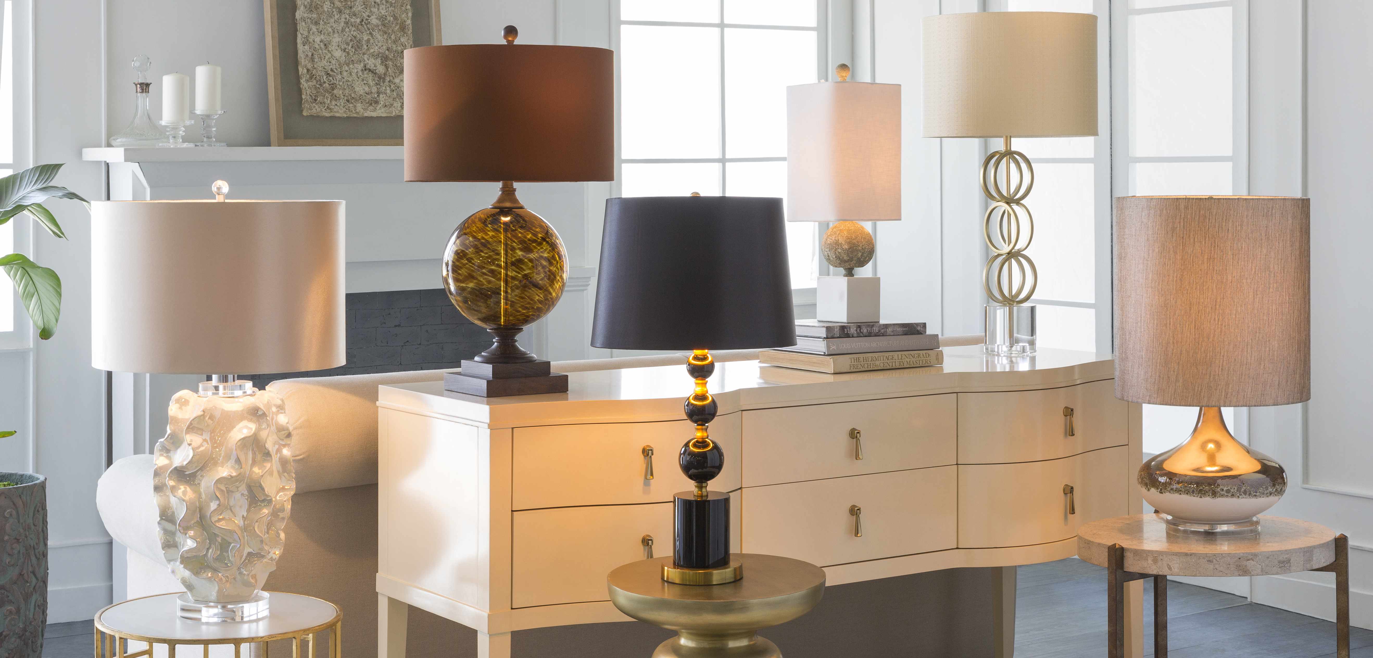 Zell Gold Crystal Table Lamp - Image 3