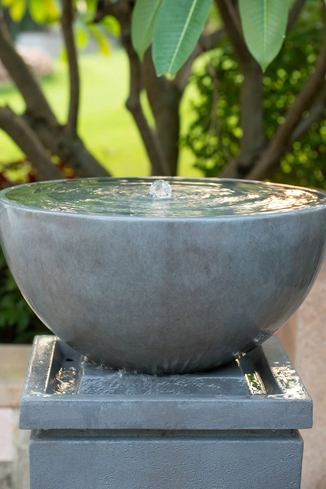 Zen Bowl Water Fountain Outdoor Bird Feeder and Garden Feature - Image 8