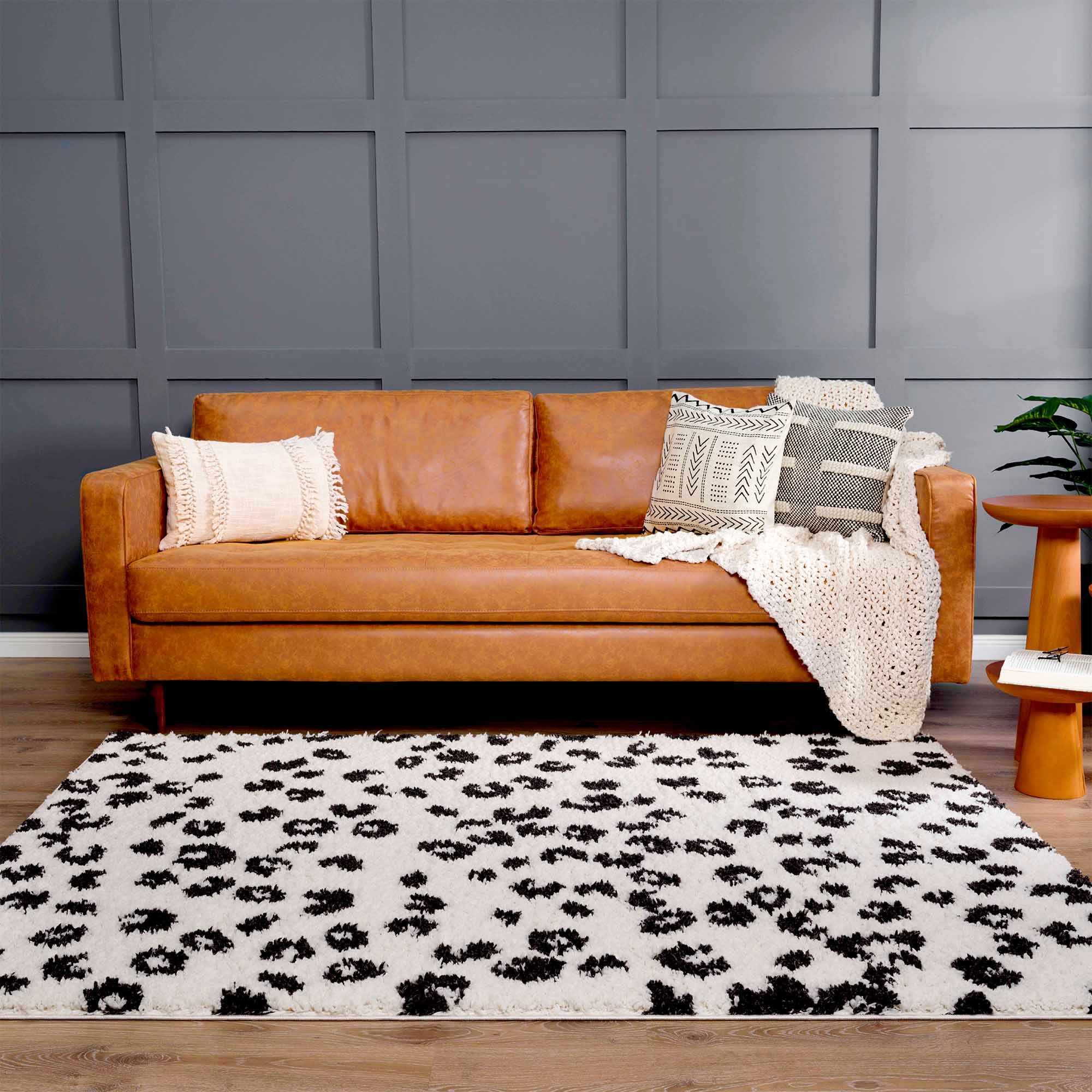 Zhen Black Spots Leopard Rug - Clearance - Image 14
