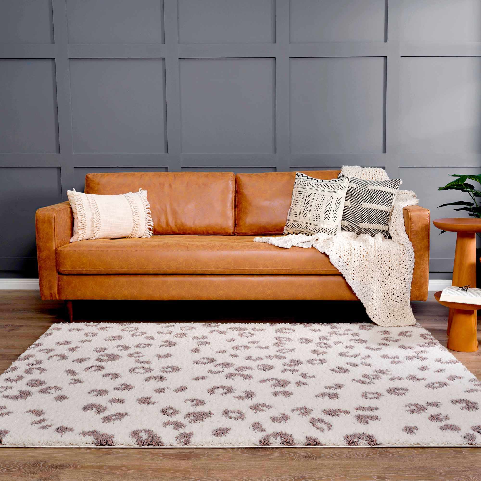 Zhen Pink Spots Leopard Rug - Clearance - Image 16