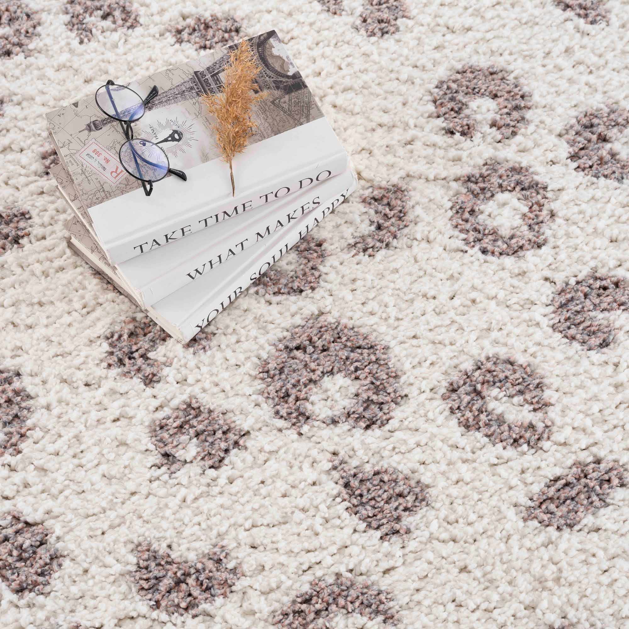 Zhen Pink Spots Leopard Rug - Clearance - Image 7