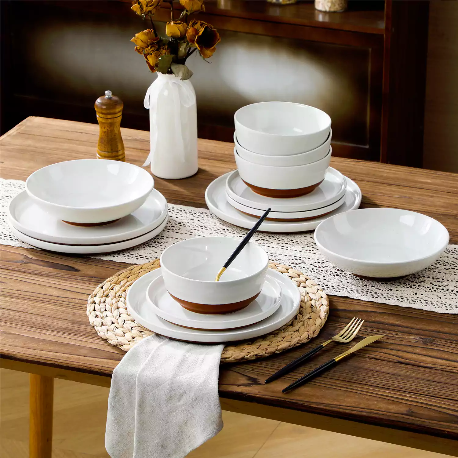 Zora 16 Piece Dinnerware Set - Image 3