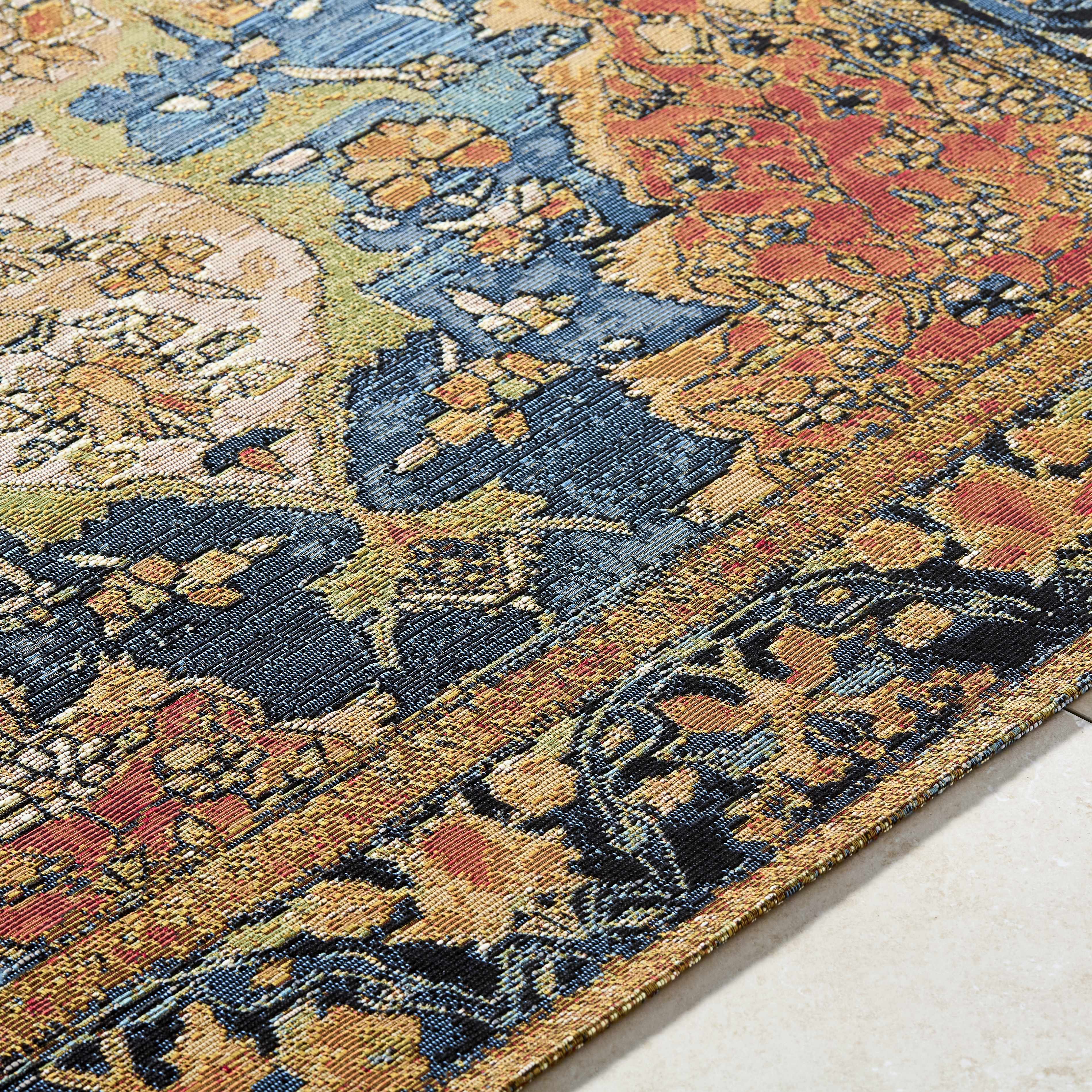 Zorea Traditional Area Rug - Image 2