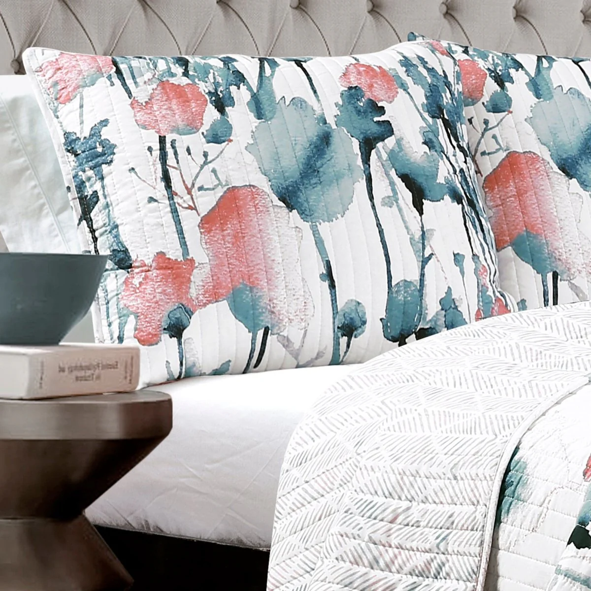 Zuri Flora Quilt 3 Piece Set - Image 3